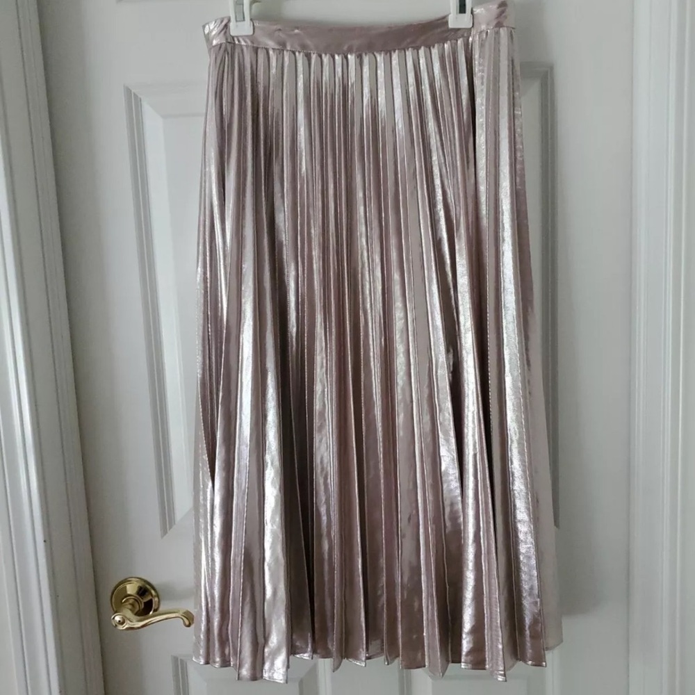 SZ 6   1.STATE Metallic Pleated Midi Skirt Size